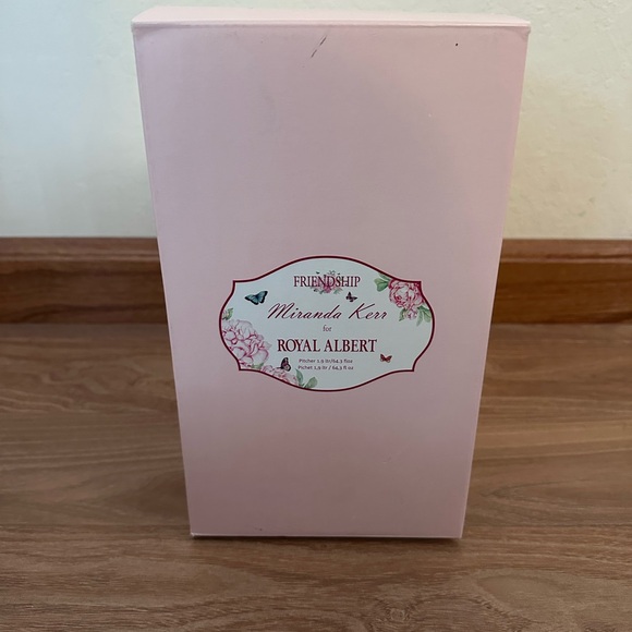 Royal Albert Miranda Kerr Friendship Butterfly Glass Pitcher - Brand New - Picture 2 of 3